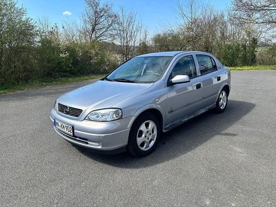 Usata Opel Astra 101 CV (74 kW) 2000 Grigio Berlina