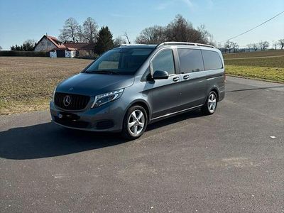 Gebraucht Mercedes V220 163 PS (119 kW) 2018 Grau Van / Kleinbus