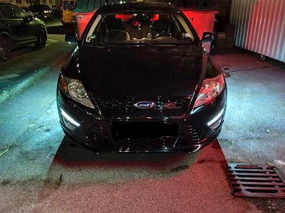 Gebraucht Ford Mondeo Titanium 140 PS (102 kW) 2011 Schwarz Kombi