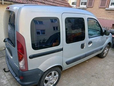 Second-hand Renault Kangoo 70 CP (51 kW) 2001 Argintiu Monovolum