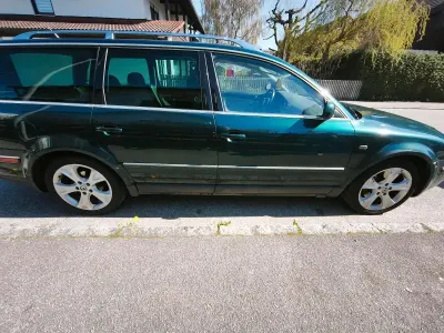 Gebraucht VW Passat 150 PS (110 kW) 2001 Grün Kombi