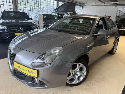 Gebraucht Alfa Romeo Giulietta Super 170 PS (125 kW) 2016 Grau Kleinwagen