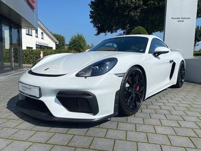 Porsche Cayman GT4