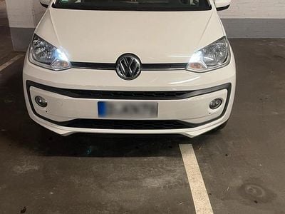 Second-hand VW up! Sound 75 CP (55 kW) 2017 Alb Hatchback