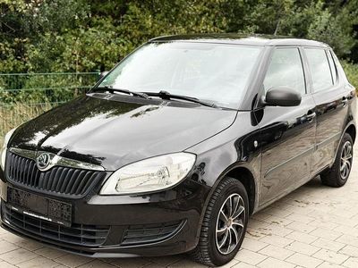 Schwarz Gebraucht 2014 Skoda Fabia Cool Edition Kleinwagen | 3.000 €