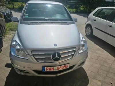 Second-hand Mercedes B180 108 CP (79 kW) 2008 Argintiu Monovolum