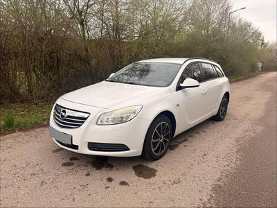 Gebraucht Opel Insignia 115 PS (84 kW) 2009 Weiß Kombi