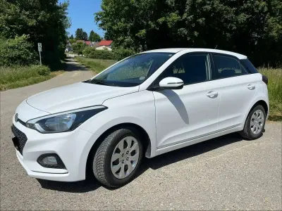Gebraucht Hyundai i20 Active 84 PS (61 kW) 2019 Weiß Kleinwagen