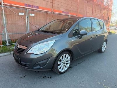 Usata Opel Meriva Edition 101 CV (74 kW) 2010 Grigio Monovolume