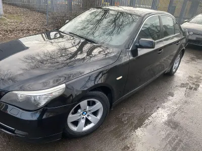 Gebraucht BMW 523 190 PS (139 kW) 2007 Schwarz Limousine
