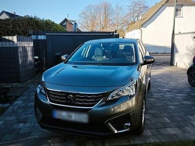 Gebraucht Peugeot 5008 131 PS (96 kW) 2020 Grau SUV
