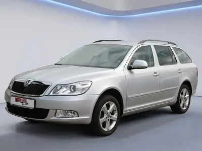 Używany Skoda Octavia Family 152 KM (111 kW) 2011 Srebrny Kombi