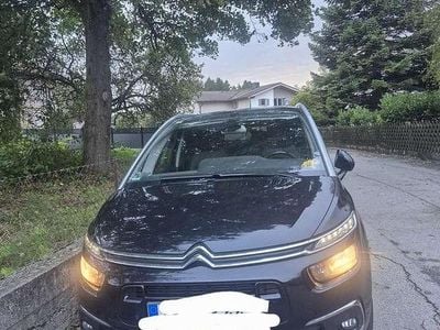 Schwarz Gebraucht 2018 Citroën C4 SpaceTourer PureTech Van / Kleinbus | 12.500 € (Fairer Preis)