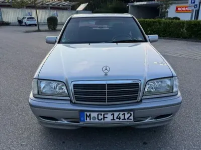 Gebraucht Mercedes C180 Classic 122 PS (89 kW) 1999 Grau Limousine