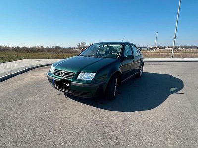 Gebraucht VW Bora 101 PS (74 kW) 1999 Grün Limousine