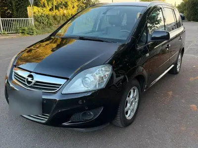 Gebraucht Opel Zafira 140 PS (102 kW) 2010 Schwarz Van / Kleinbus
