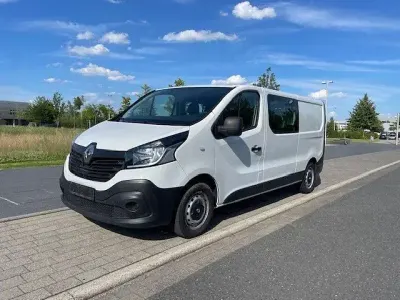 Gebraucht Renault Trafic Komfort 120 PS (88 kW) 2019 Weiß Van / Kleinbus