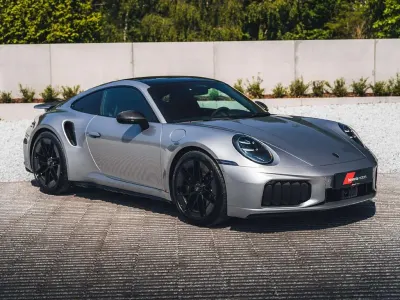 Neu Porsche 992 711 PS (522 kW) 2026 Silber