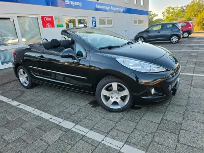 Gebraucht Peugeot 207 CC 120 PS (88 kW) 2012 Schwarz Cabrio