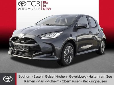 Grey metallic Neu 2025 Toyota Yaris Hybrid Comfort Kleinwagen | 27.989 € (Etwas zu teuer)