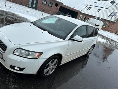 Gebraucht Volvo V50 150 PS (110 kW) 2012 Weiß Kombi