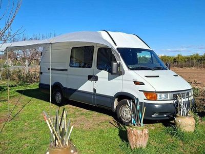 Weiß Gebraucht 2002 Iveco Daily Van | 10.350 €
