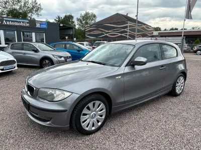 Gebraucht BMW 118 Lifestyle 143 PS (105 kW) 2011 Grau Kleinwagen