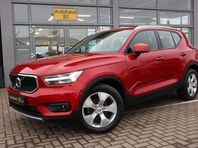 Gebraucht Volvo XC40 Momentum 163 PS (119 kW) 2021 Rot SUV