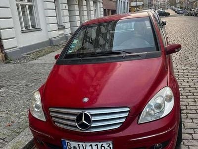 Mercedes B150