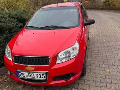 Gebraucht Chevrolet Aveo 84 PS (61 kW) 2009 Rot Kleinwagen