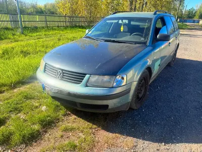 Brugt VW Passat 2000 Blå Hatchback