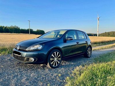 Gebraucht VW Golf VI 105 PS (77 kW) 2009 Blau Kleinwagen