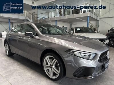 Gebraucht Mercedes A250 Style 218 PS (160 kW) 2021 Grau Limousine