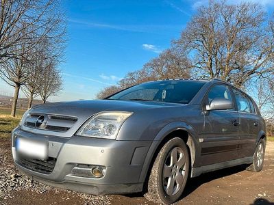 Usado Opel Signum 155 HP (114 kW) 2005 Prateado Citadino