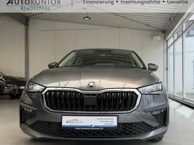 Gebraucht Skoda Scala Selection 116 PS (85 kW) 2025 Graphitegrau Kleinwagen