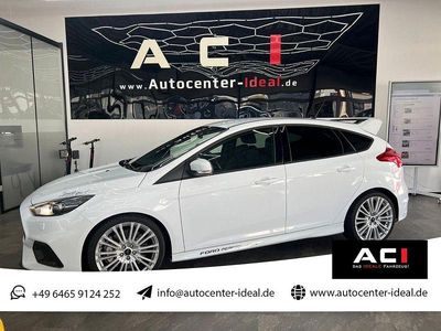 Weiß Gebraucht 2017 Ford Focus RS Limousine | 28.400 €