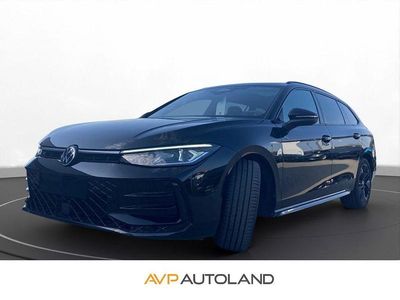 Gebraucht VW Passat Style 150 PS (110 kW) 2025 Grenadillschwarz Kombi
