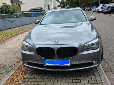 BMW 730