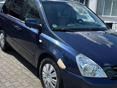 Gebraucht Kia Carnival EX 185 PS (136 kW) 2007 Blau Van / Kleinbus