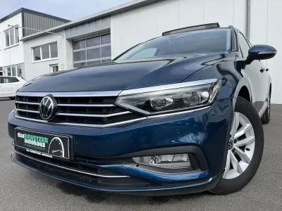 Gebraucht VW Passat Business 150 PS (110 kW) 2023 Blau Kombi