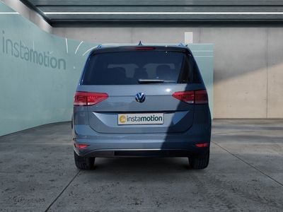 Grau Gebraucht 2023 VW Touran Van / Kleinbus | 33.800 € (Fairer Preis)