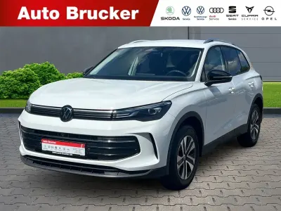 Neu VW Tiguan Life 150 PS (110 kW) 2026 Weiss SUV