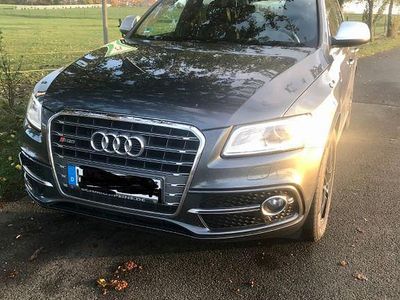 Grau Gebraucht 2014 Audi SQ5 Sport SUV | 20.000 € (Fairer Preis)