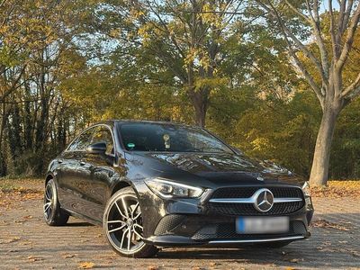 Usata Mercedes CLA220 194 CV (142 kW) 2020 Nero Berlina