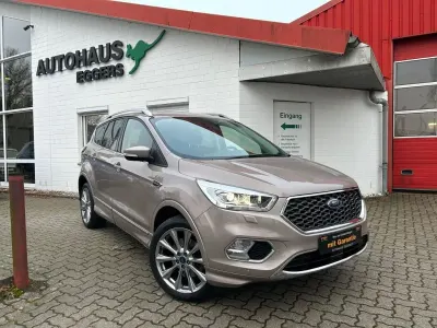 Gebraucht Ford Kuga Vignale 179 PS (131 kW) 2017 Beige SUV
