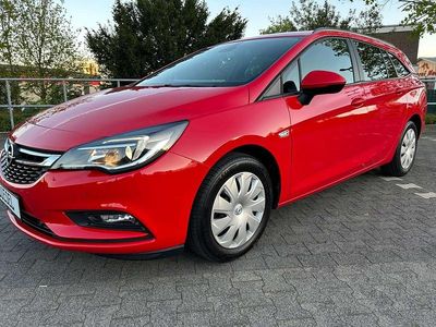 Używany Opel Astra Innovation 136 KM (100 kW) 2017 Czerwony Kombi