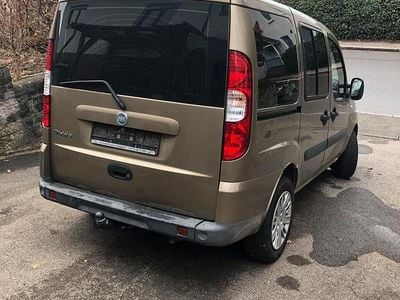 Gold Gebraucht 2007 Fiat Doblò Van / Kleinbus | 1.478 €