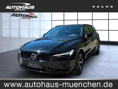 Gebraucht Volvo V60 Plus 197 PS (144 kW) 2024 Onyx black (metallic) Kombi
