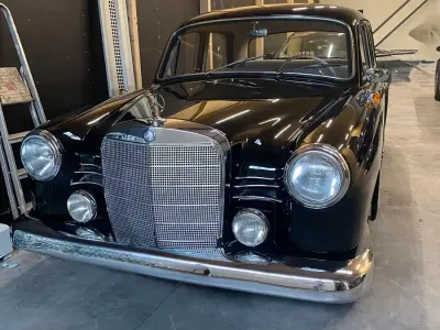 Gebraucht Mercedes 180 1959 Schwarz Limousine