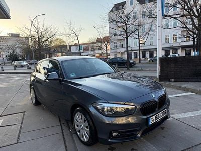 Gebraucht BMW 125 Sport Line 224 PS (164 kW) 2018 Grau Kleinwagen